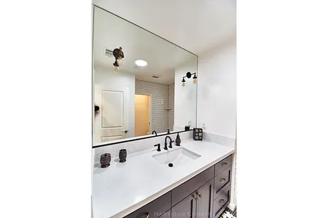 Bathrooms 7