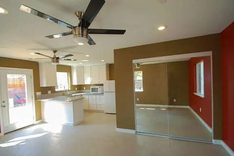 Homes and Casitas 39
